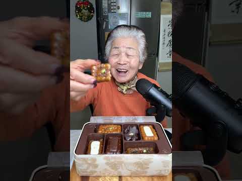 할머니의 약과 ASMR ~ ㅋㅋ 한국의 약과를 재해석한 프리미엄 약과 골든피스에서  2025년을 맞이해서 신메뉴 푸른뱀 약과 세트가 출시 되었어요
